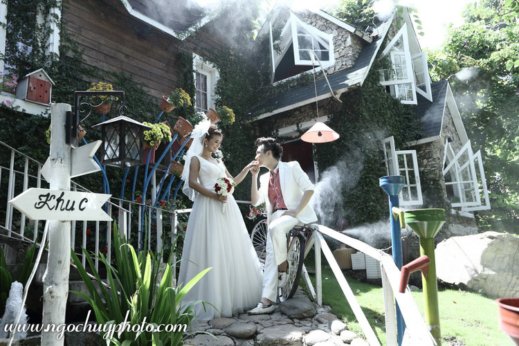Chụp hình cưới ngoại cảnh quán cafe