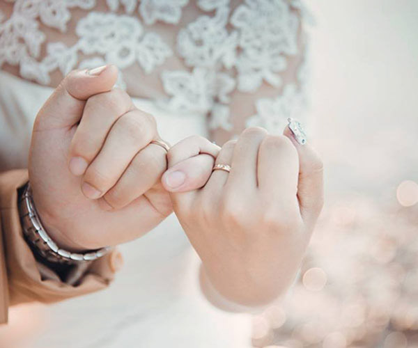 5 bước để cùng Ngọc Huy chụp ảnh thật đẹp với nhẫn đính hôn