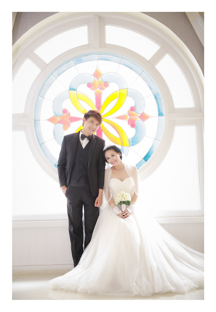 Người đẹp Hoa Anh Đào trong bộ ảnh cưới lãng mạn