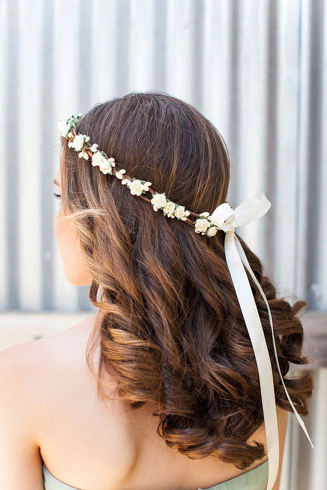 Các kiểu tóc đẹp cuốn hút cho cô dâu trong màu xuân hạ 2016