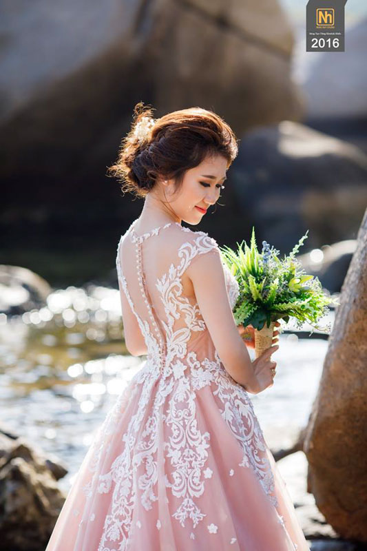 Thử làm cô dâu - chú rể miễn phí và nhận quà cưới hấp dẫn từ Ngọc Huy Studio